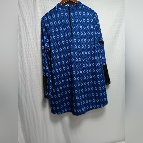 Tyler Boe Tunic with Faux Leather cuffs. Ladies size L - Picture 2 of 9